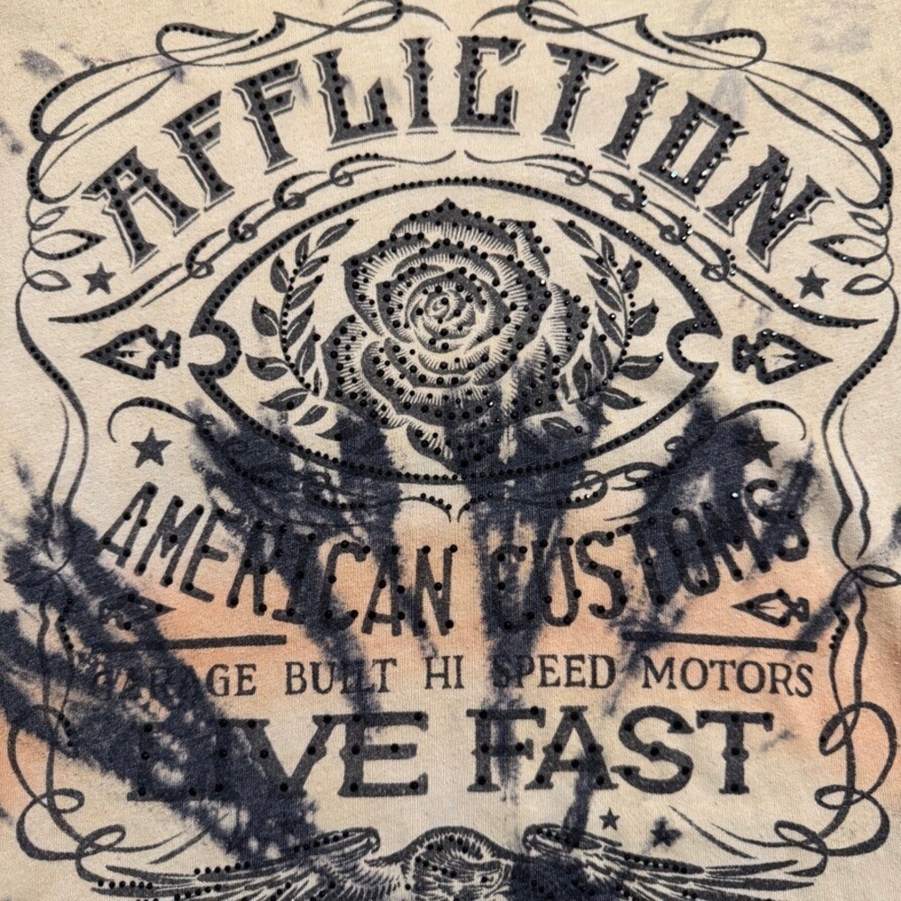 Affliction T-Shirt Womens Medium live fast Embellishments American customs Y2K